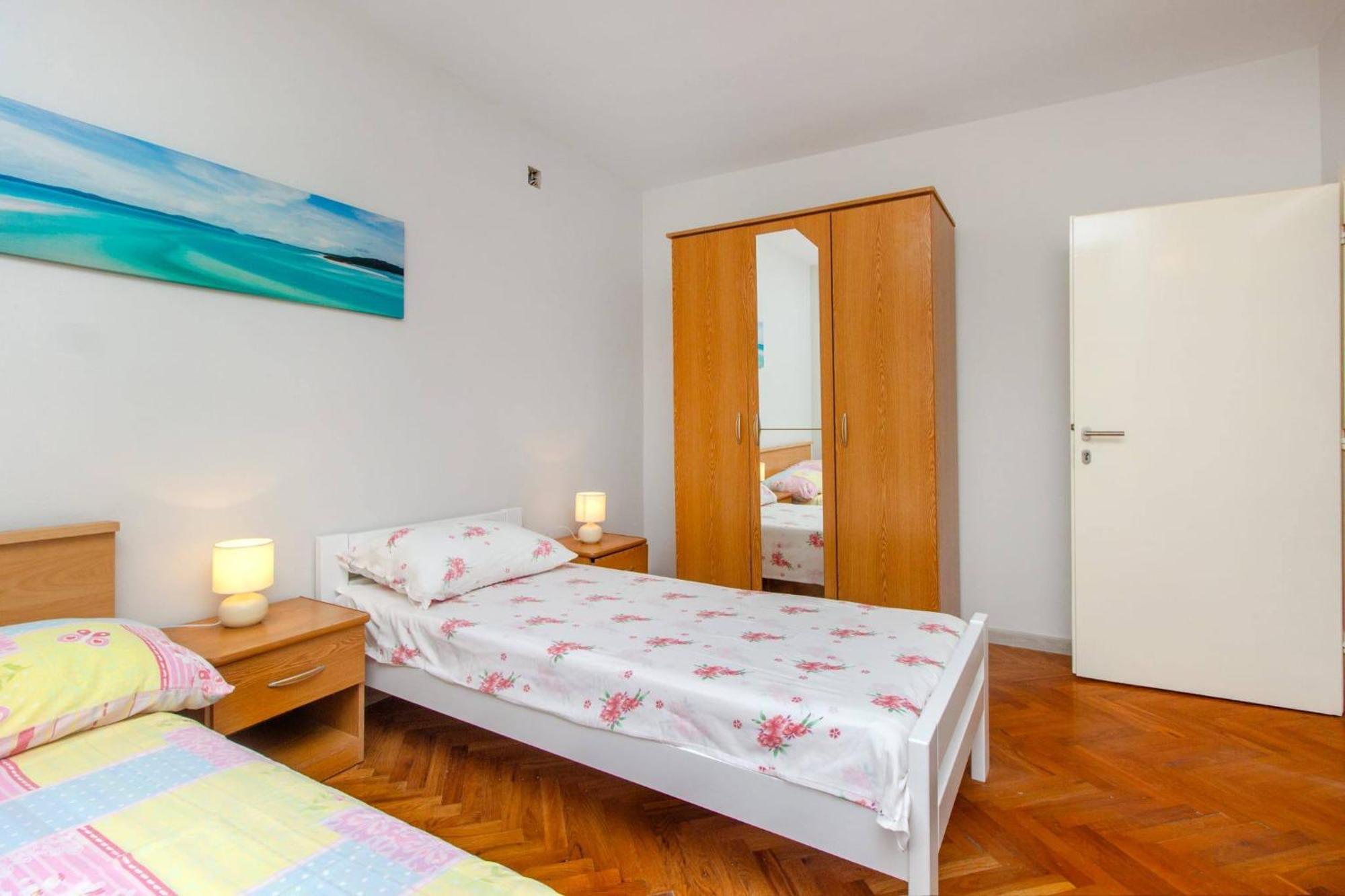 Apartments Alaga Tribalj Екстериор снимка