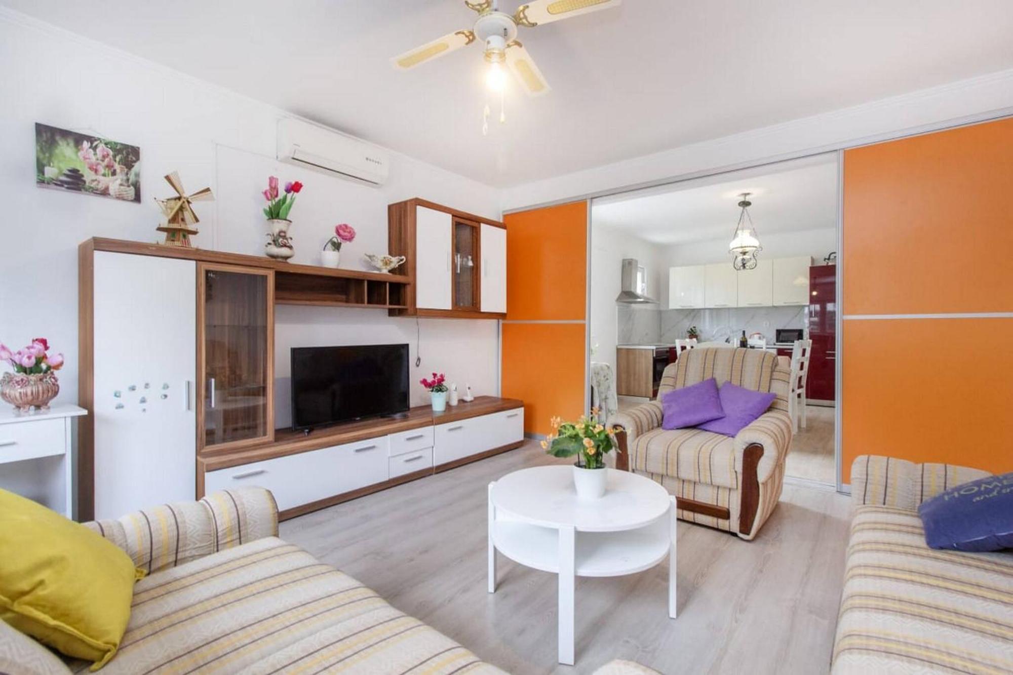 Apartments Alaga Tribalj Екстериор снимка