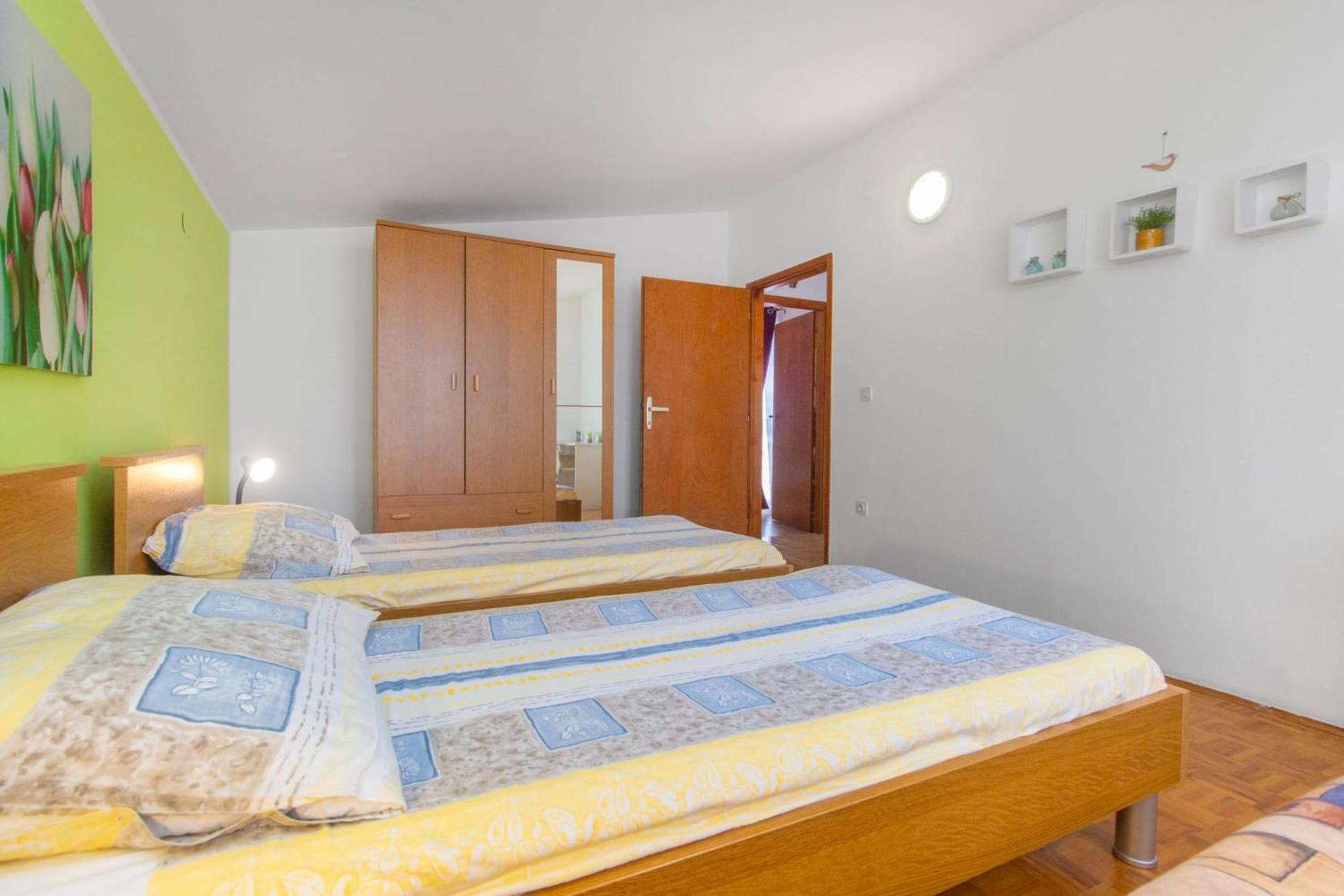 Apartments Alaga Tribalj Екстериор снимка
