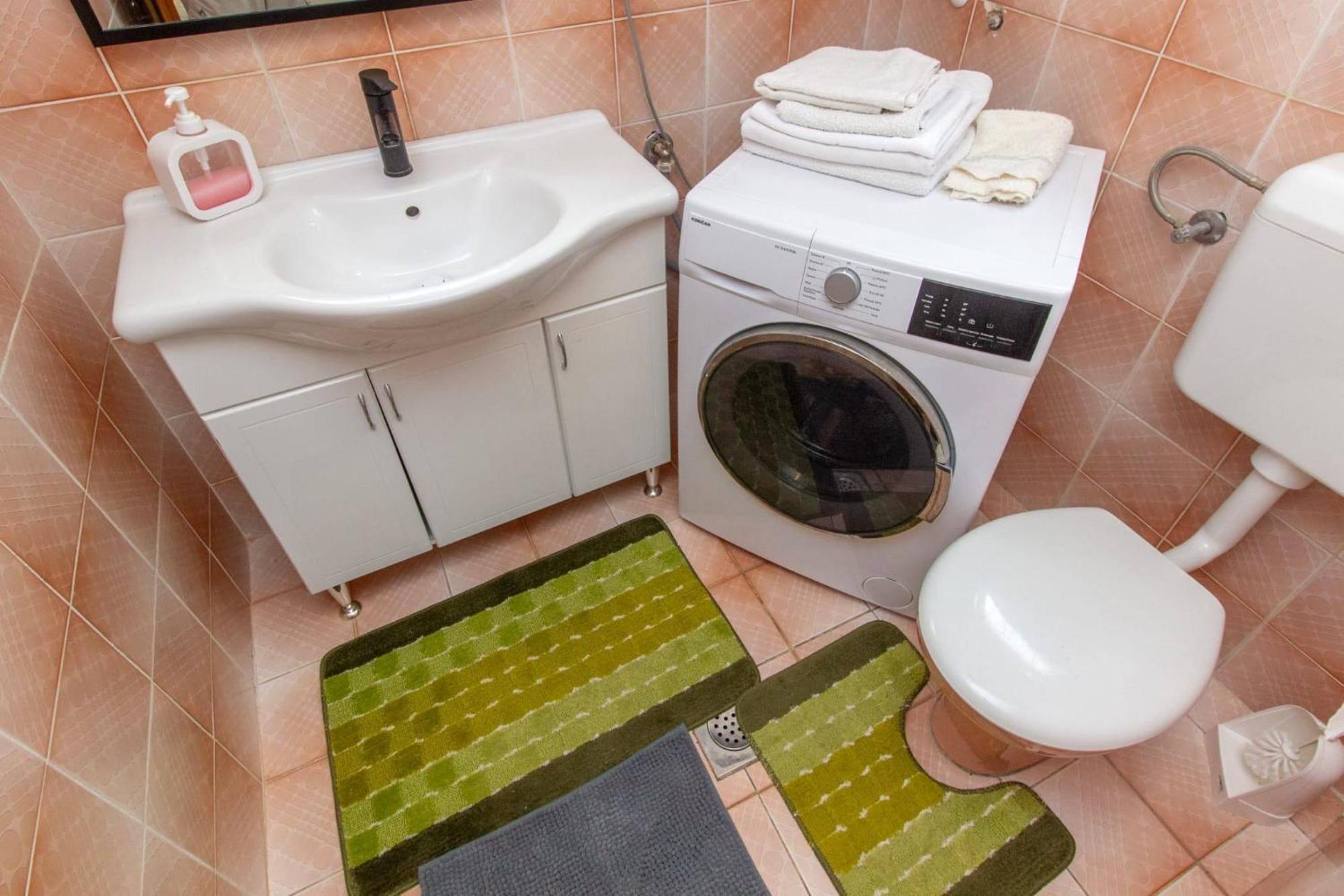 Apartments Alaga Tribalj Екстериор снимка