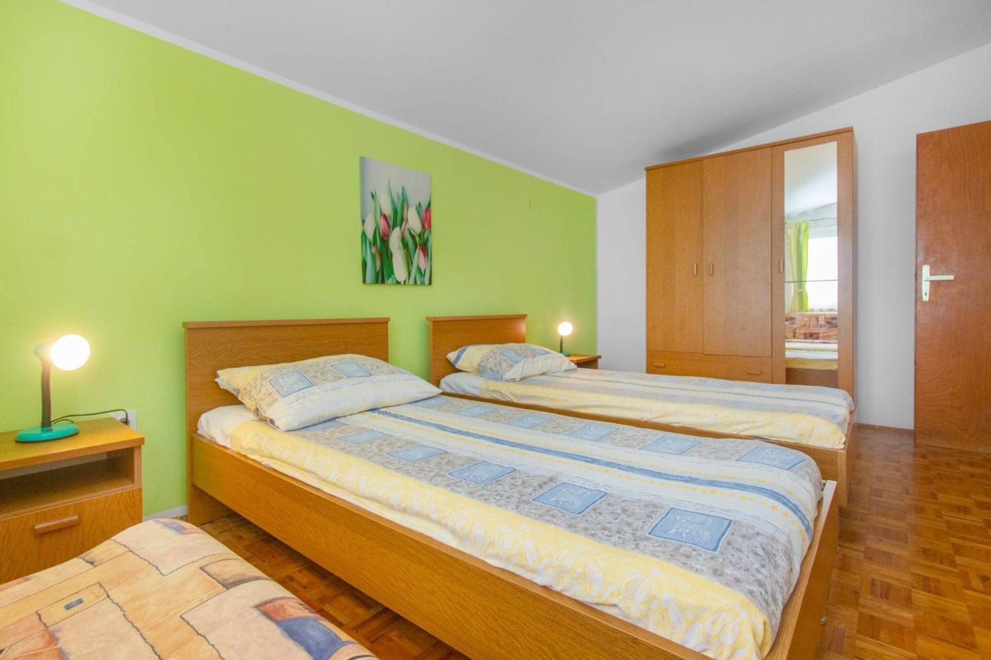 Apartments Alaga Tribalj Екстериор снимка